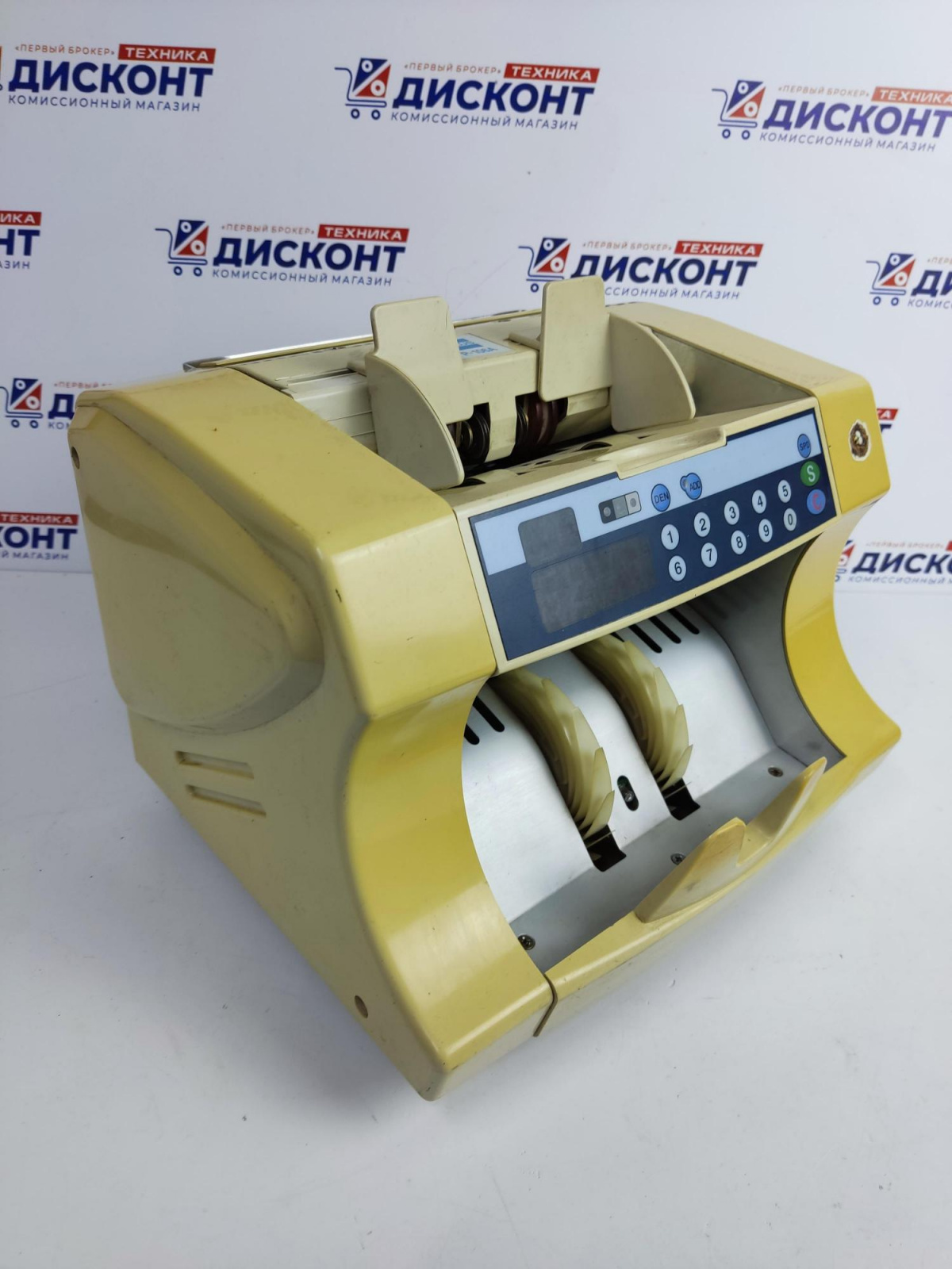 Счетчик банкнот Plus P-106 A Счетчик банкнот Plus P-106 A