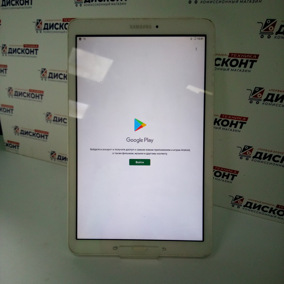 Планшет Samsung Galaxy Tab E 9.6 SM-T561N (2015)