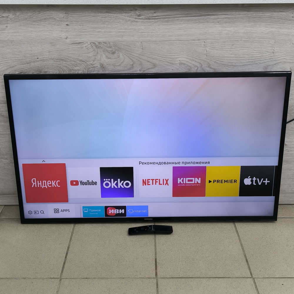 Телевизор Samsung UE43MU6100U 2017