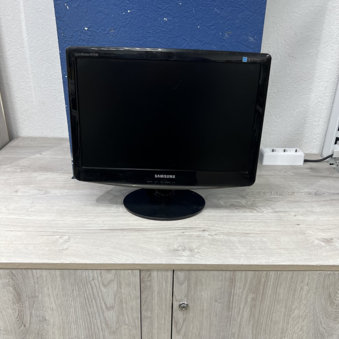 Монитор Samsung SyncMaster B1930NW