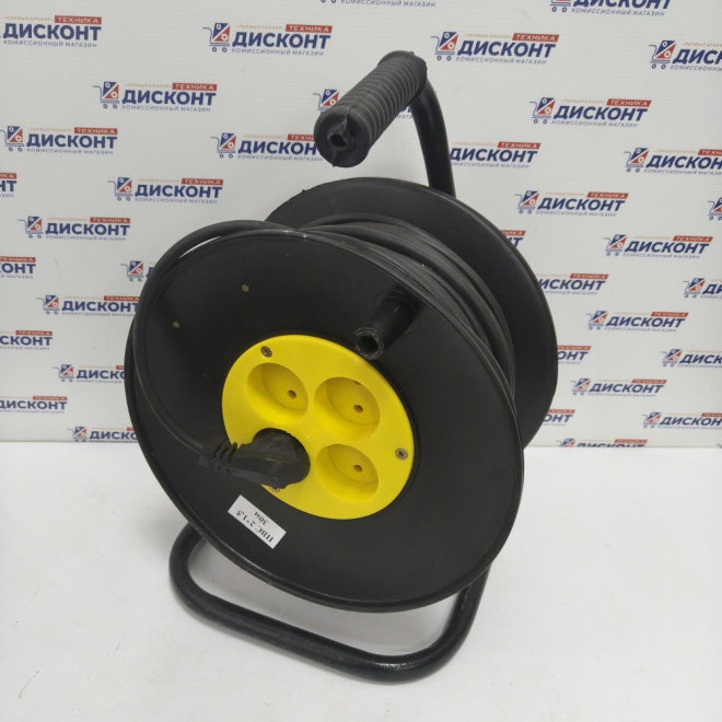 Удлинитель на пластиковой катушке