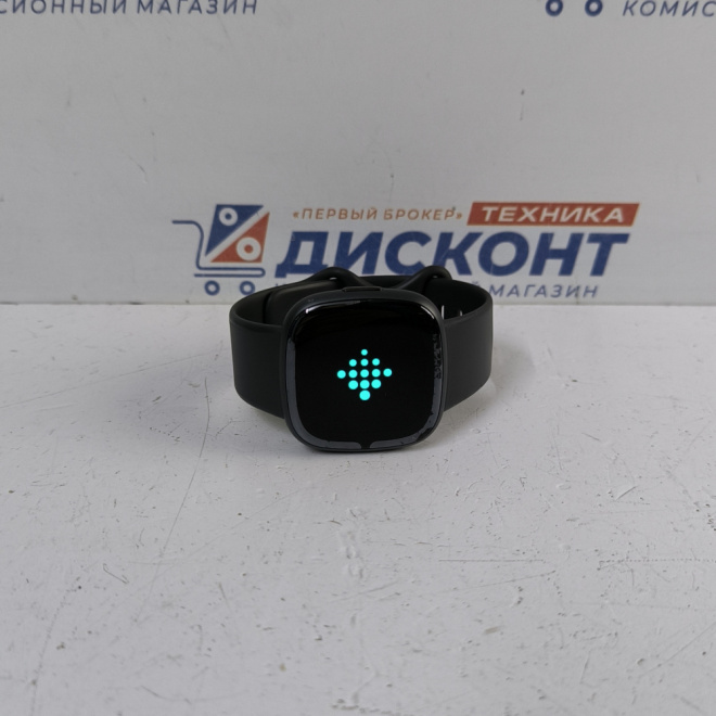  Смарт-часы Fitbit Sense