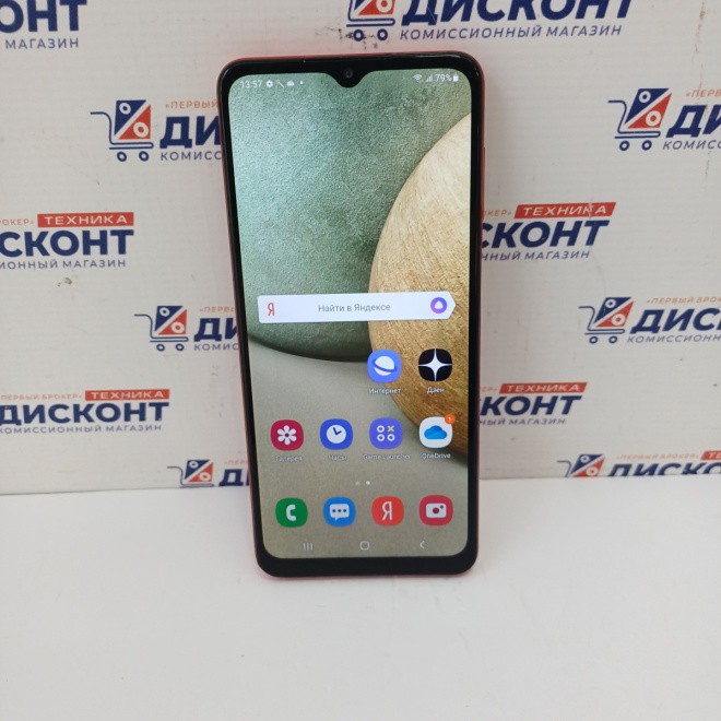 Смартфон Samsung Galaxy A12 4/64 Гб