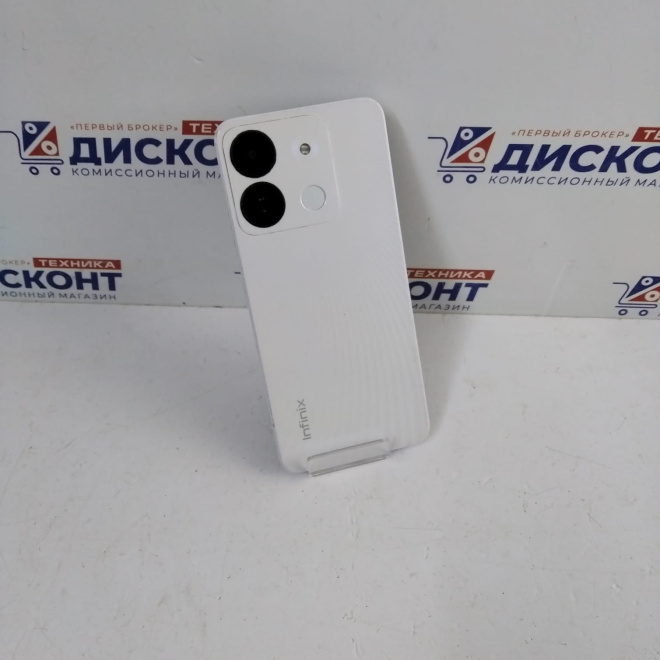 Смартфон Infinix Smart 7 4/64 Гб