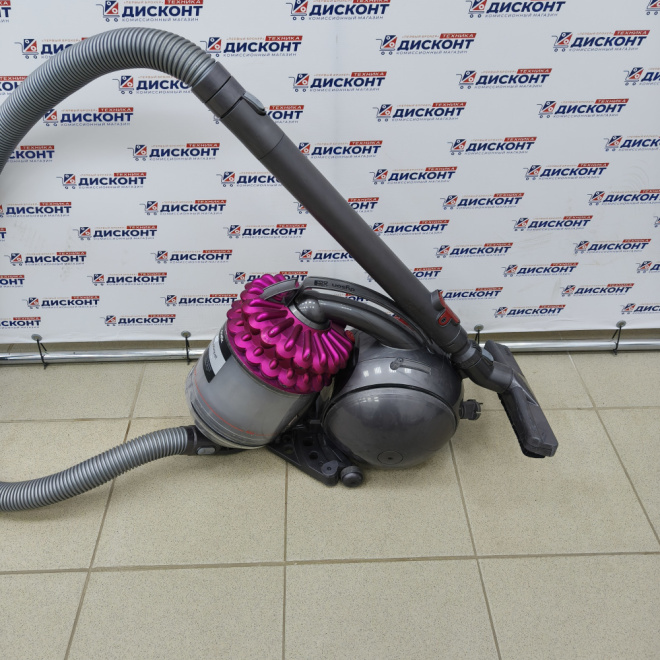 Пылесос Dyson DC52 Allergy