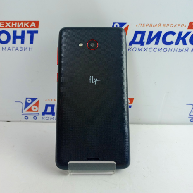 Смартфон Fly FS458 Stratus 7