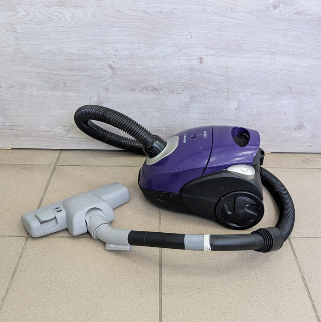 Пылесос SUPRA VCS-1530