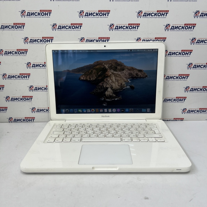 Ноутбук Apple MacBook 2010